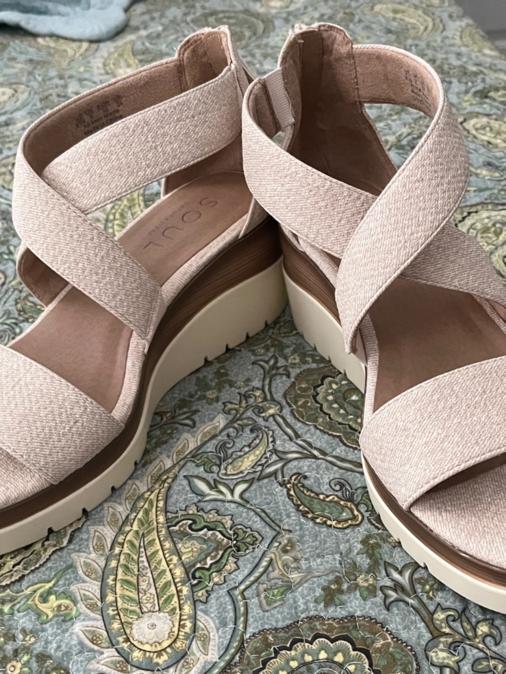 SOLE platform sandals - Picture 7 of 7